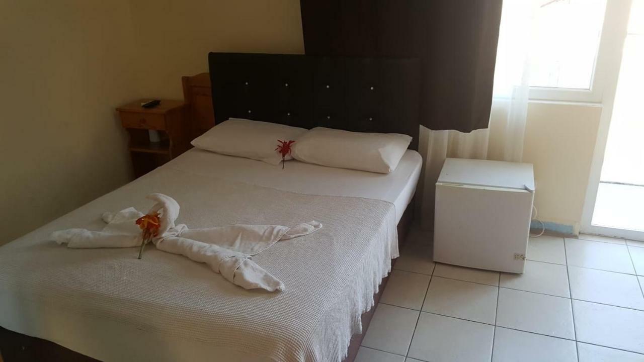 Deniz Otel 페티예 외부 사진